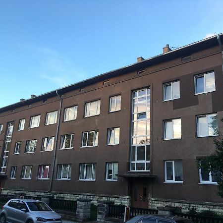 Апартаменты Stuudio 17 Курессааре Экстерьер фото